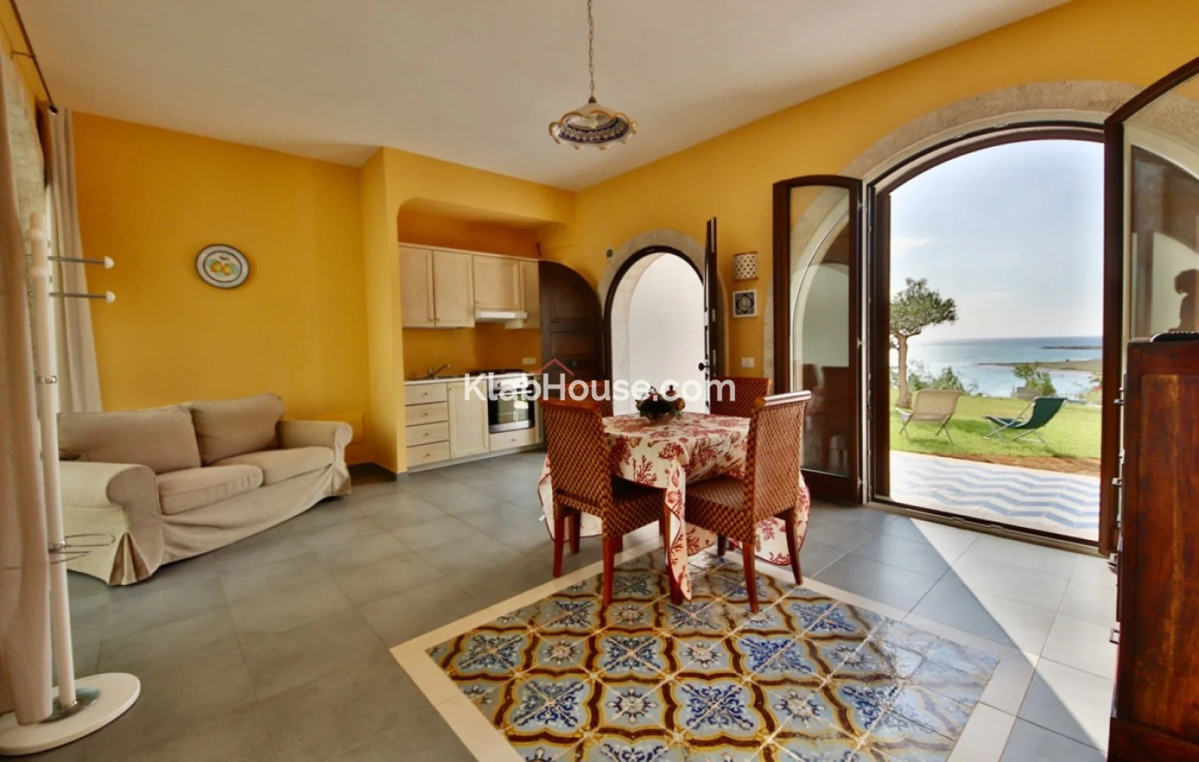 Villa Giardini di Limoni - CAMELIA by KlabHouse