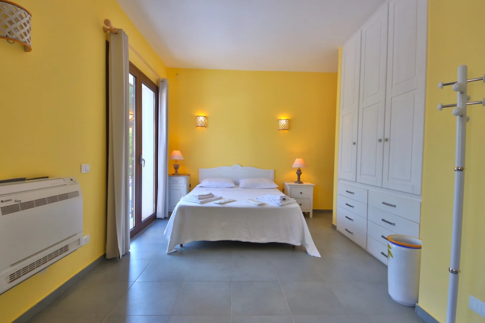 Villa Giardini di Limoni - AMARY by KlabHouse